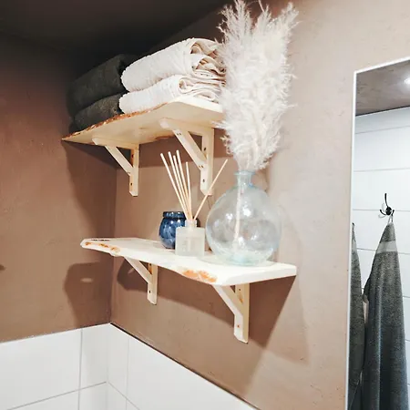 Whispering Pines * Altsorgefeld