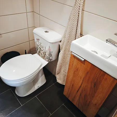 Whispering Pines Lüks kamp alanı Altsorgefeld