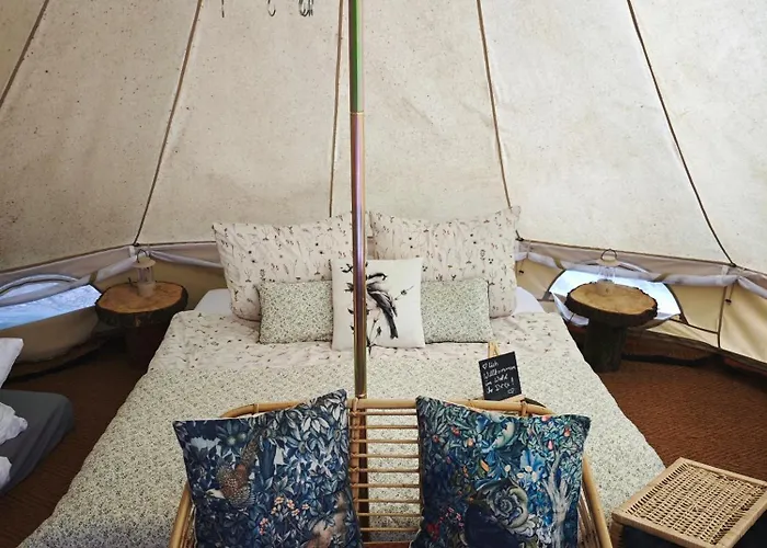 ラグジュアリーテント Whispering Pines *