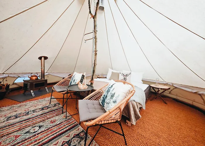 Whispering Pines ラグジュアリーテント